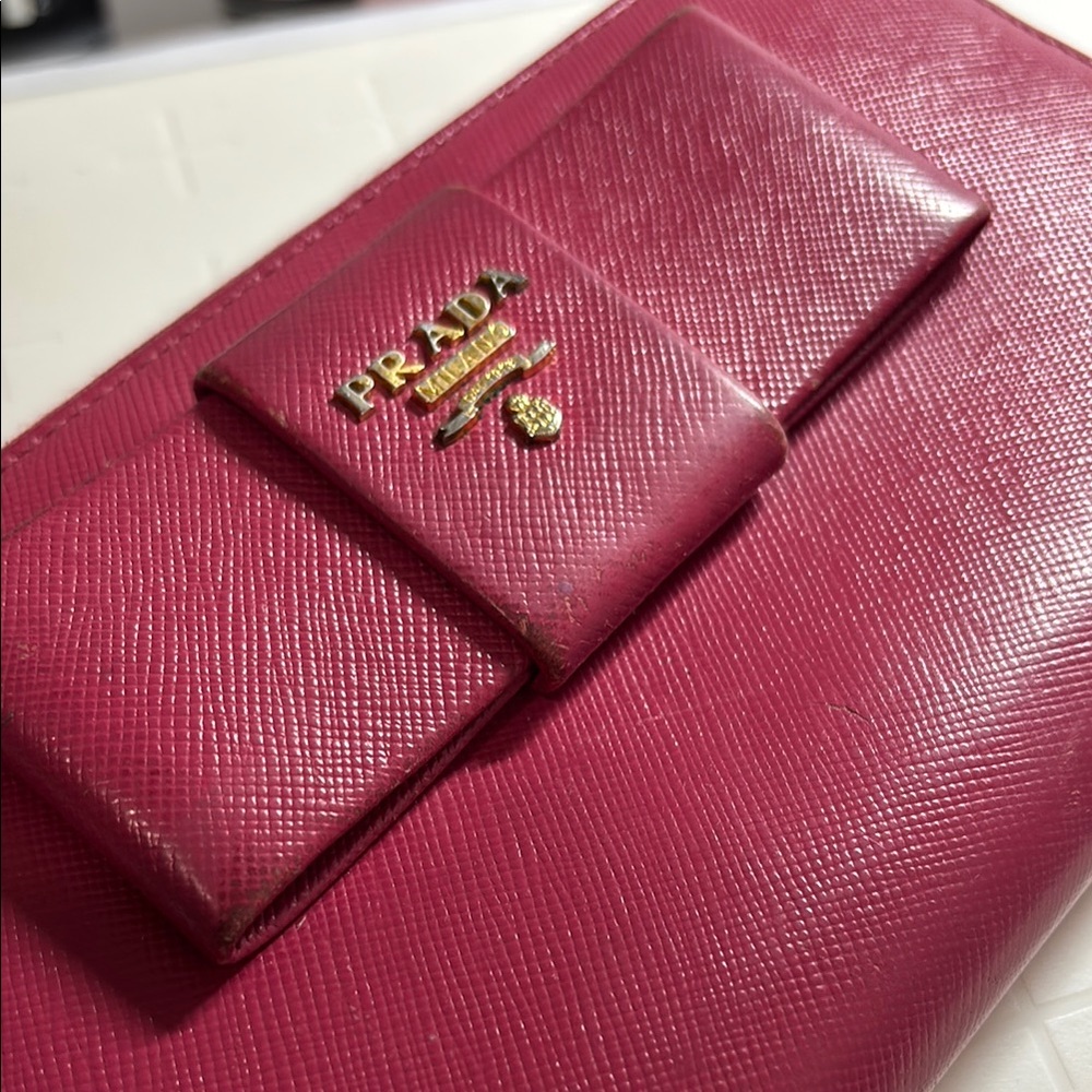 Prada Pink Bow Zip Around Wallet - Picture 2 of 9